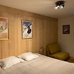 Mitoyen Le Rusticana Chalet *