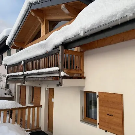 Alpehytte Mitoyen Le Rusticana *