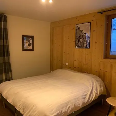Mitoyen Le Rusticana Alpehytte Chamonix